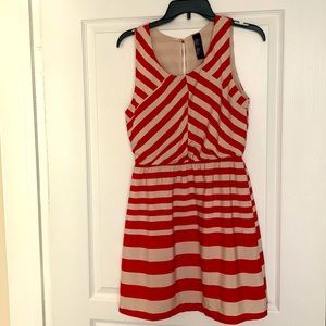 EUC sleeveless dress medium red and tan